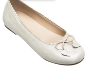 Girl's Scalloped Ballerina Shoe In Talc